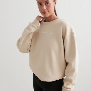 AIM'N SERIF SWEATSHIRT