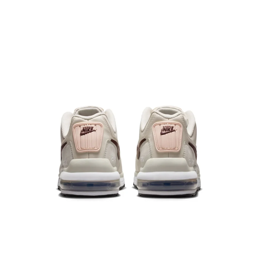 Nike Air Max LTD 3 herensneaker in wit en bordeaux rood.