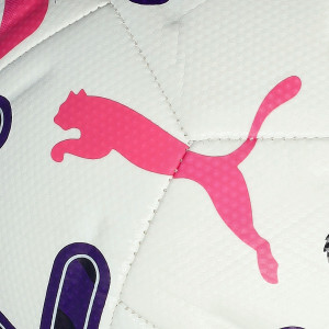 Wit met multicolor PUMA Stellar Cup Premier League Reactivity voetbal met officieel Premier League logo en PUMA cat logo.