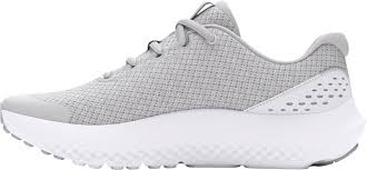 Witte Under Armour GPS Surge 4 hardloopschoen voor kinderen (3027108-100).