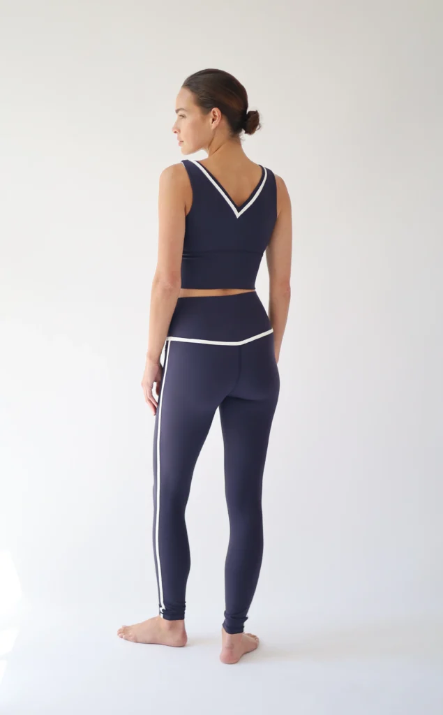 House of Gravity Contrast Crop Top dames sporttop in Deep Blue White