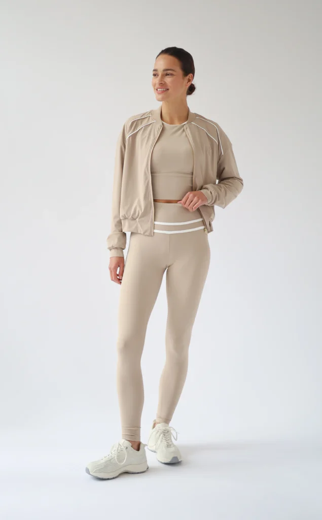 House of Gravity Active Bomber dames jack in Sand Stone White sportjasje