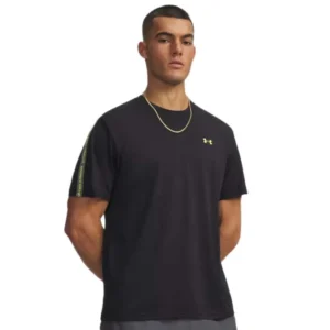 Under Armour Tech Taping heren sportshirt zwart met korte mouwen vooraanzicht