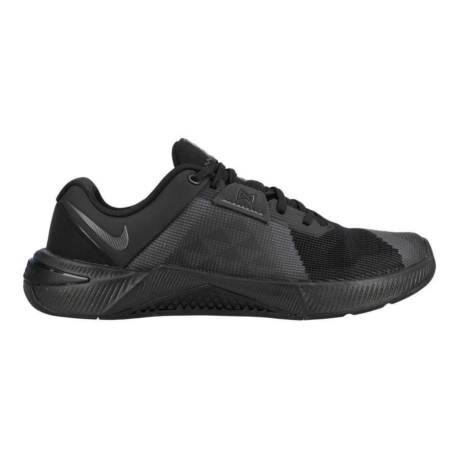 Nike Metcon 10 heren fitnessschoenen in zwart met volt details en een brede, stabiele hak