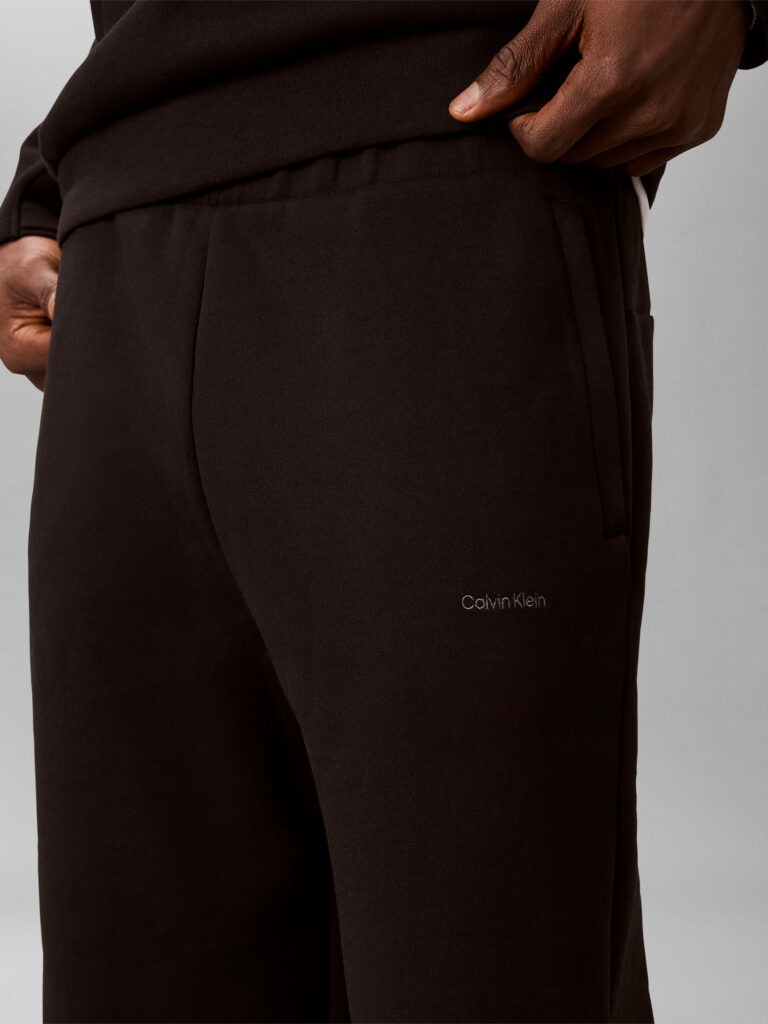Calvin Klein Knit Pant LVGMF6P600-UB1 heren broek in de kleur UB1 met elastische tailleband
