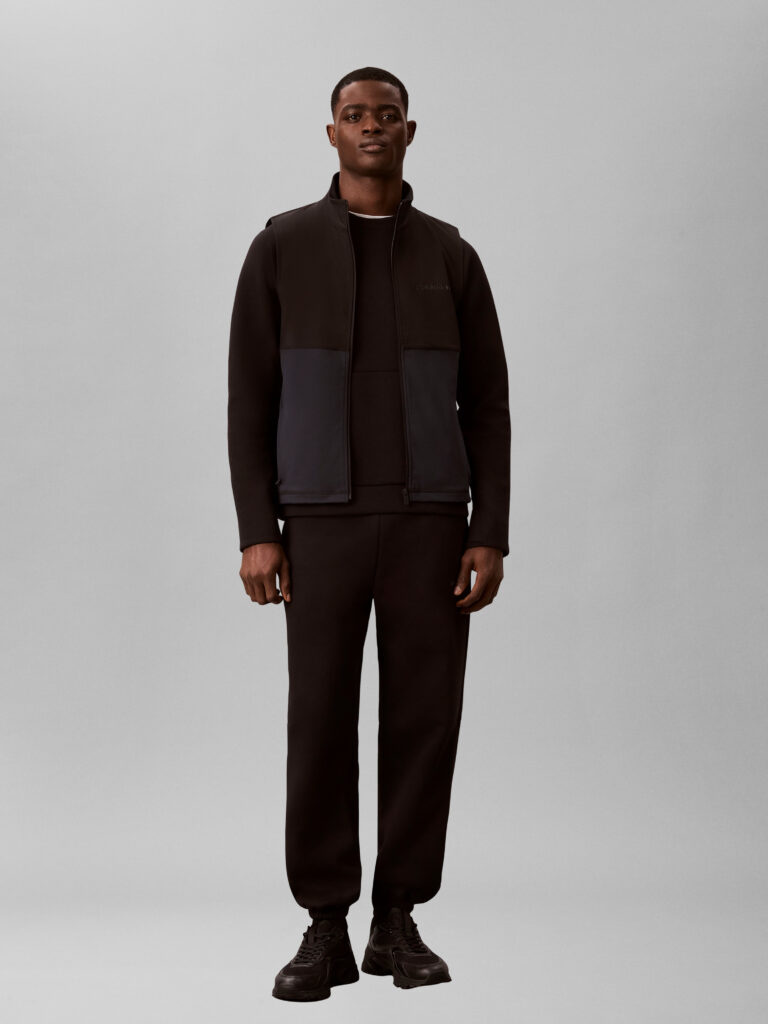 Calvin Klein LVGMF6W301-UB1 Sweatshirt voor heren in de kleur UB1 met subtiel merklogo