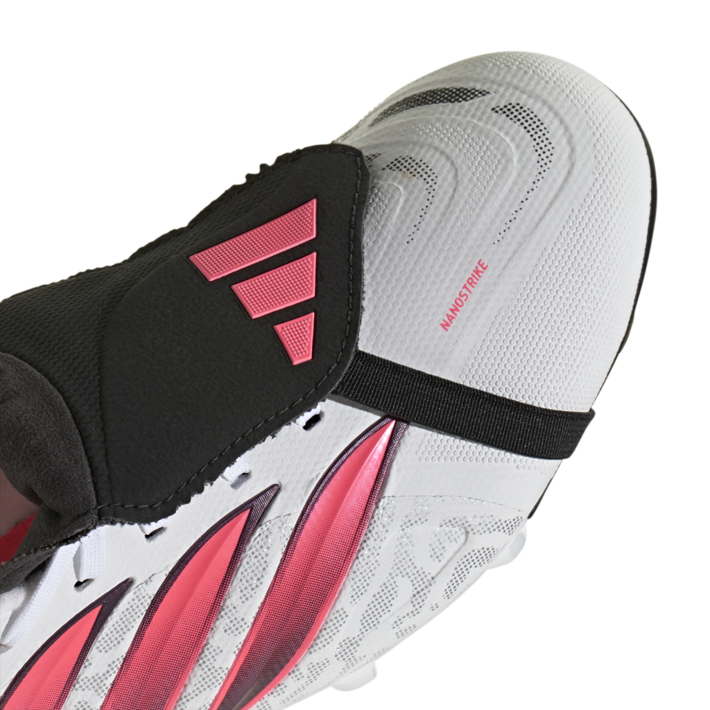 Adidas Predator League FT FG JP6278 voetbalschoenen met de iconische omgeslagen tong (fold-over tongue) voor heren op natuurgras