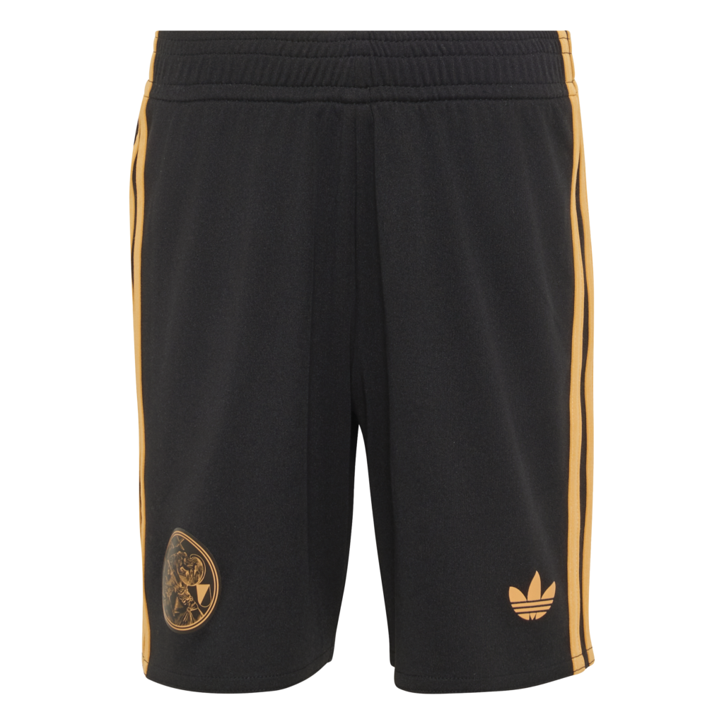 Adidas Ajax Amsterdam Uit Tenue 2026/2027 bestaande uit het officiële uitshirt en de bijpassende uitshort met clubembleem