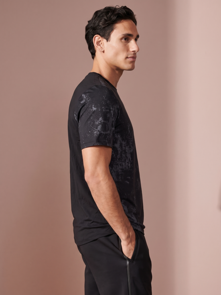 Sjeng Sports Men's Tee Nexus Nexus-B001 heren sportshirt in het zwart met korte mouwen en ronde hals
