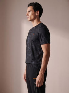 Sjeng Sports Men's Tee Nexus Nexus-B001 heren sportshirt in het zwart met korte mouwen en ronde hals