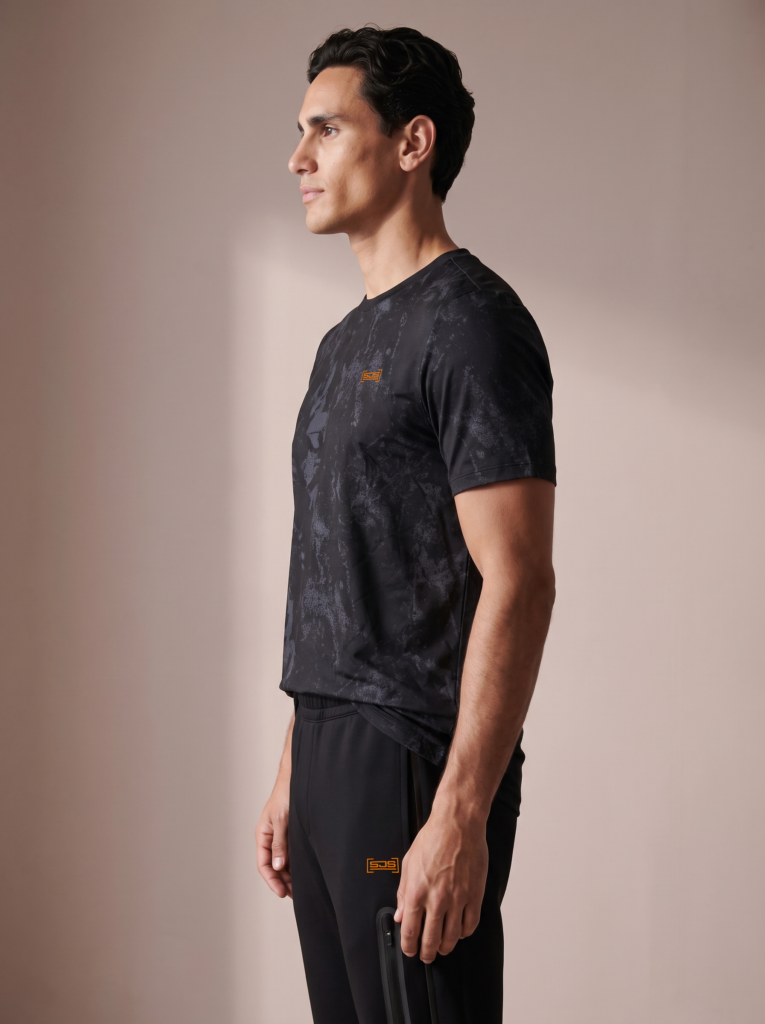 Sjeng Sports Men's Tee Nexus Nexus-B001 heren sportshirt in het zwart met korte mouwen en ronde hals
