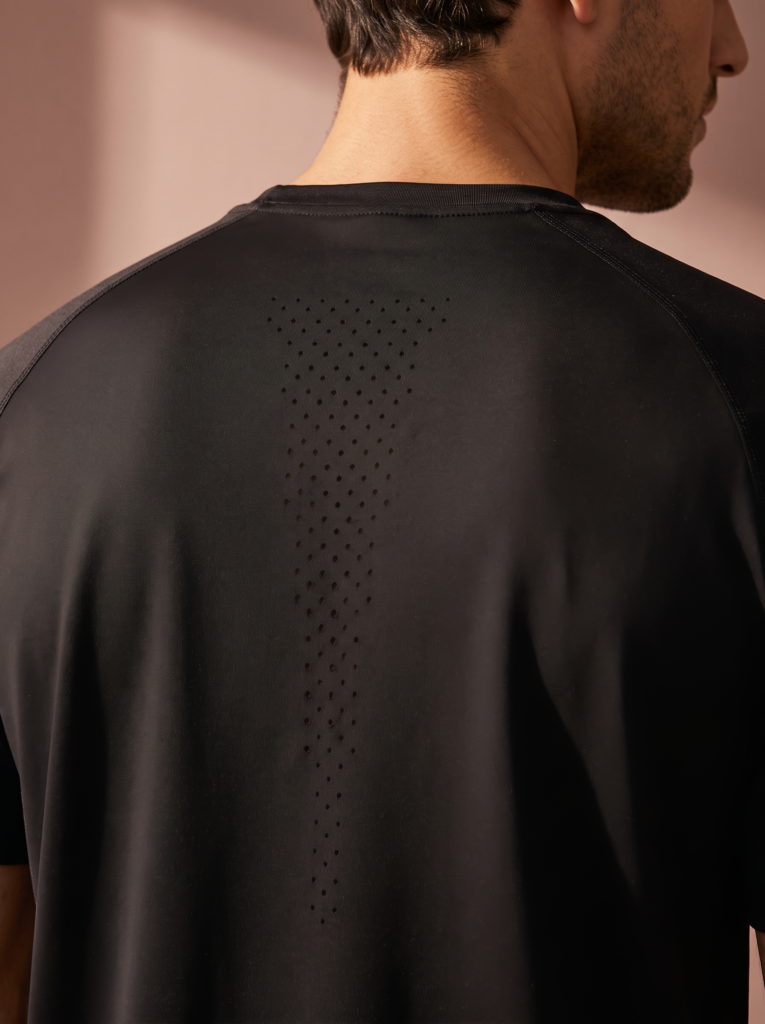 Sjeng Sports Nyder B001 in het zwart met comfortabele pasvorm en hoogwaardige afwerking