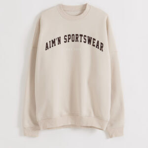 Aim'n Sand Varsity Sweatshirt 23100186-025 dames sweater in de kleur Sand zandkleur met Varsity borduursel