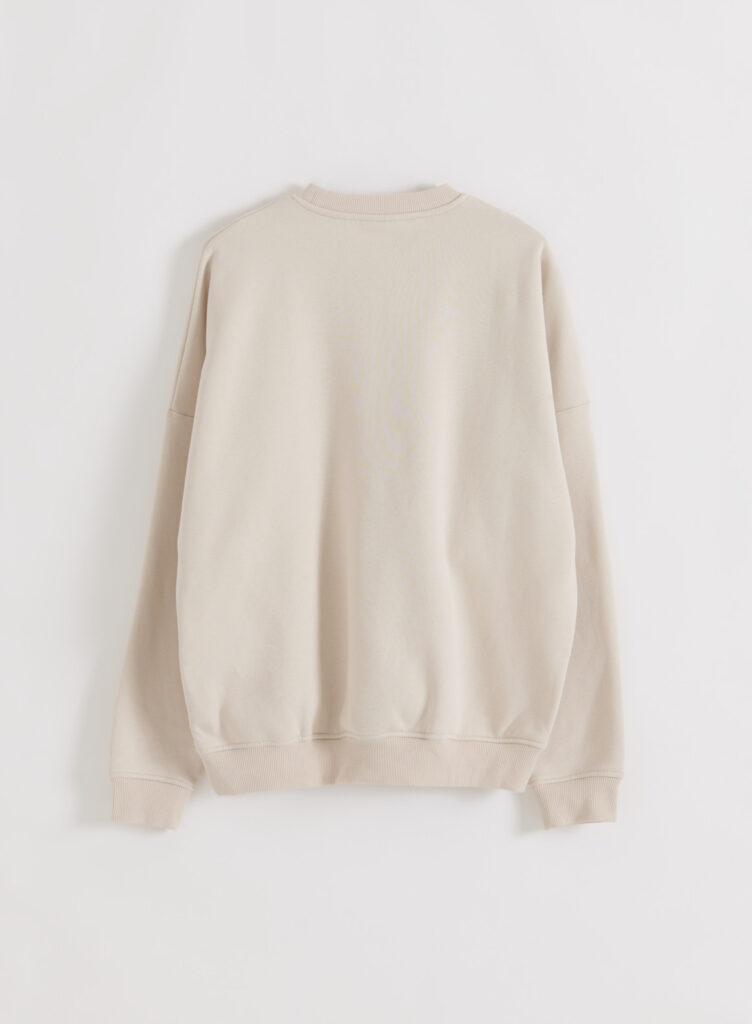Aim'n Sand Varsity Sweatshirt 23100186-025 dames sweater in de kleur Sand zandkleur met Varsity borduursel