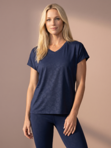Sjeng Sports Lady Tee Spice N123 dames sportshirt in het blauw met korte mouwen en stijlvolle halslijn