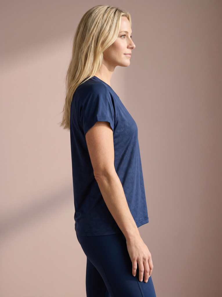Sjeng Sports Lady Tee Spice N123 dames sportshirt in het blauw met korte mouwen en stijlvolle halslijn