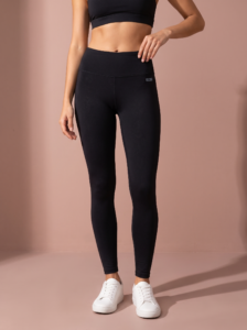 Sjeng Sports Lady Tights Tunde-B001 dames sportlegging in het zwart met zakken voor tennisballen en hoge tailleband