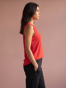 Sjeng Sports Lady Singlet Yada dames mouwloze sporttop met vrouwelijke pasvorm en ademend materiaal