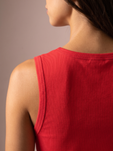 Sjeng Sports Lady Singlet Yada dames mouwloze sporttop met vrouwelijke pasvorm en ademend materiaal