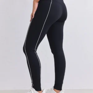 Aim'n Black Sense Contrast Tights 25030689-010 dames sportlegging in het zwart met stijlvolle contrastdetails en hoge taille