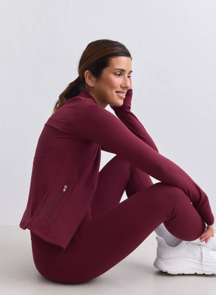 Aim'n Merlot Sense Zip Jacket 25010696-187 dames vestje met ritssluiting in de kleur Merlot bordeauxrood