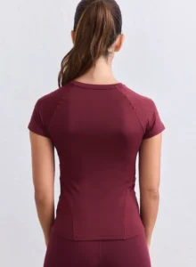 Aim'n Merlot Soft Basic Short Sleeve 21070028-187 dames t-shirt in de kleur Merlot bordeauxrood met korte mouwen