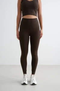 Aim'n Sense Tight Chocolate 23070055-147 dames sportlegging in de kleur Chocolate bruin met hoge tailleband