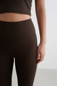 Aim'n Sense Tight Chocolate 23070055-147 dames sportlegging in de kleur Chocolate bruin met hoge tailleband