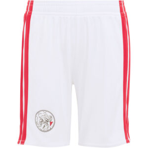 Adidas Ajax Amsterdam thuis tenue bestaande uit het klassieke rode en witte shirt en short