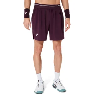 Vooraanzicht van de paars-rode Cassis Asics Game 7 Inch heren sportshort