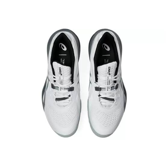 Zijaanzicht van de witte Asics Gel-Resolution 10 Padel herenschoen
