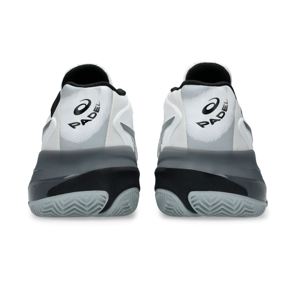 Zijaanzicht van de witte Asics Gel-Resolution 10 Padel herenschoen