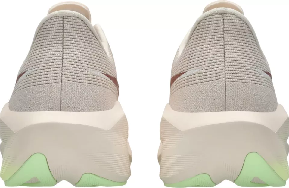 Asics Novablast dames hardloopschoen. 1012C008-700