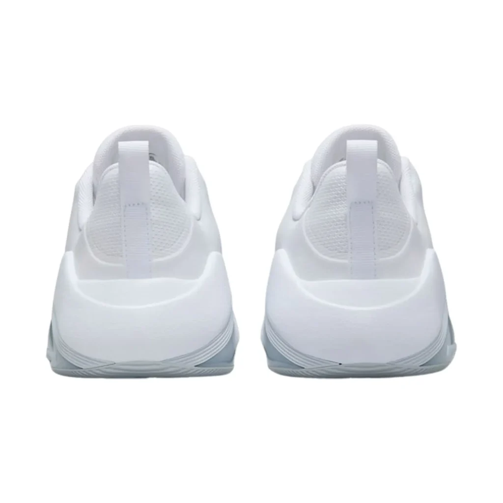 Nike W Air Zoom Bella 7 FZ1689-100 dames fitnessschoen in het wit met dempende Zoom Air zool