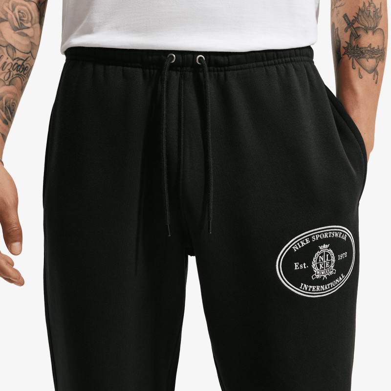Nike Sportswear Club Fleece Open Hem heren broek zwart vooraanzicht