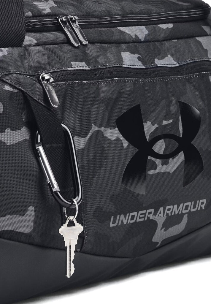 Under Armour Undeniable 5.0 Dufflebag S sporttas in het grijs (1369222-007) met schoenenvak en verstelbare schouderband