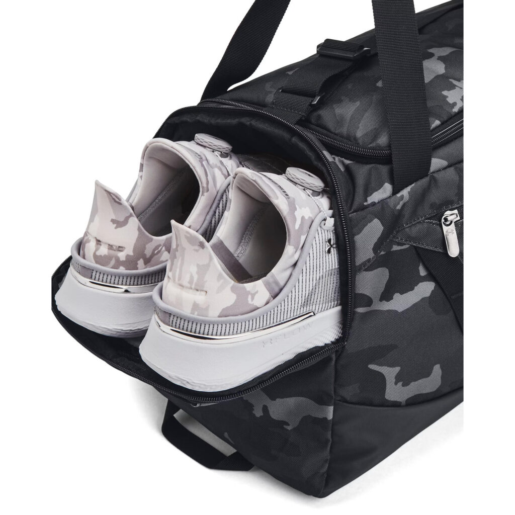 Under Armour Undeniable 5.0 Dufflebag S sporttas in het grijs (1369222-007) met schoenenvak en verstelbare schouderband