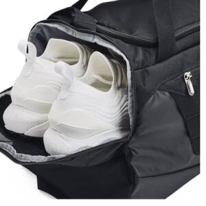 Under Armour Undeniable 5.0 Duffle S sporttas in het zwart (1369222-001) met schoenenvak en verstelbare schouderband