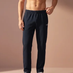 De zachte sweatpant die je aantrekt voor training én daarna.