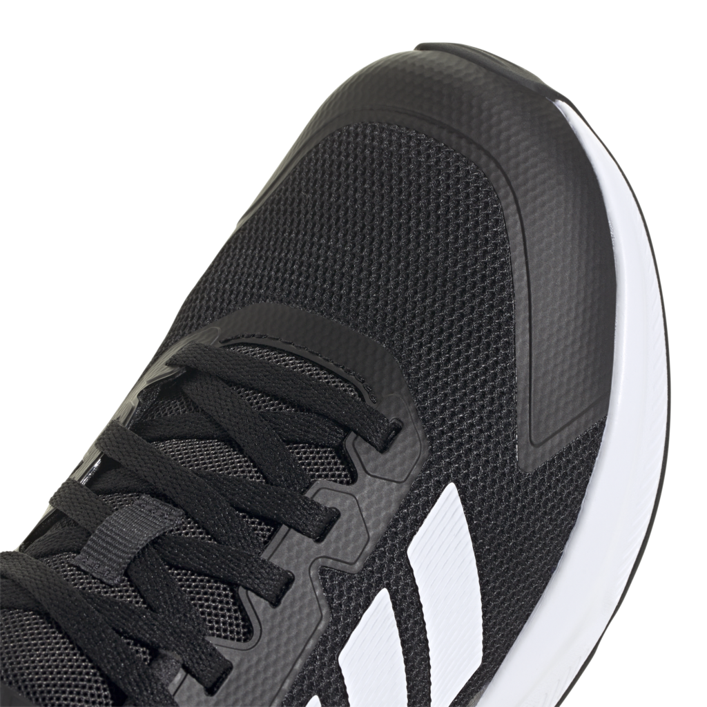 Adidas Fortarun 4.0 J JQ5167 zwarte kindersportschoenen met witte drie strepen en Cloudfoam zool