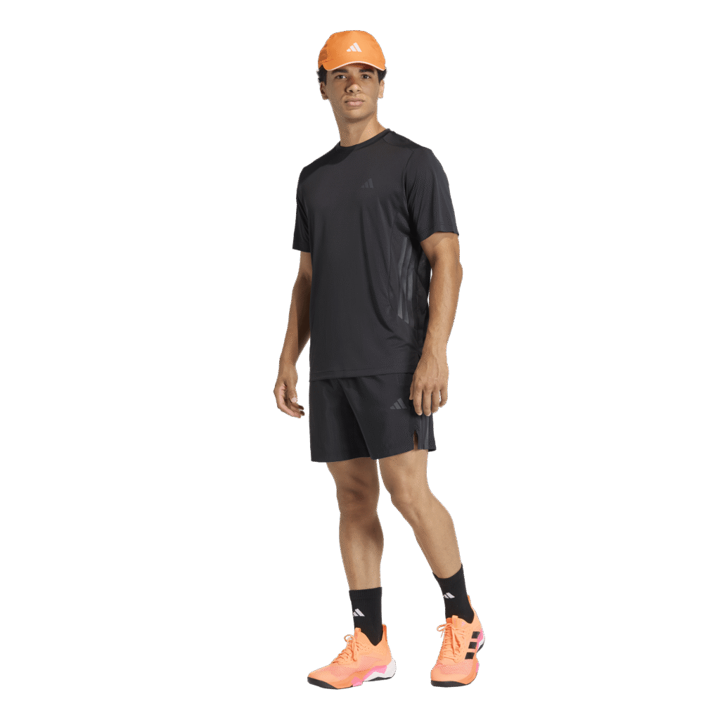 Adidas Techess 3S Short KE9870 lichte en ademende heren sportshort met 3-StripesAdidas Techess 3S Short KE9870 lichte en ademende heren sportshort met 3-Stripes