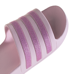 Adidas Adilette Aqua KJ7350 roze badslippers met glimmend roze drie strepen en zacht EVA voetbed