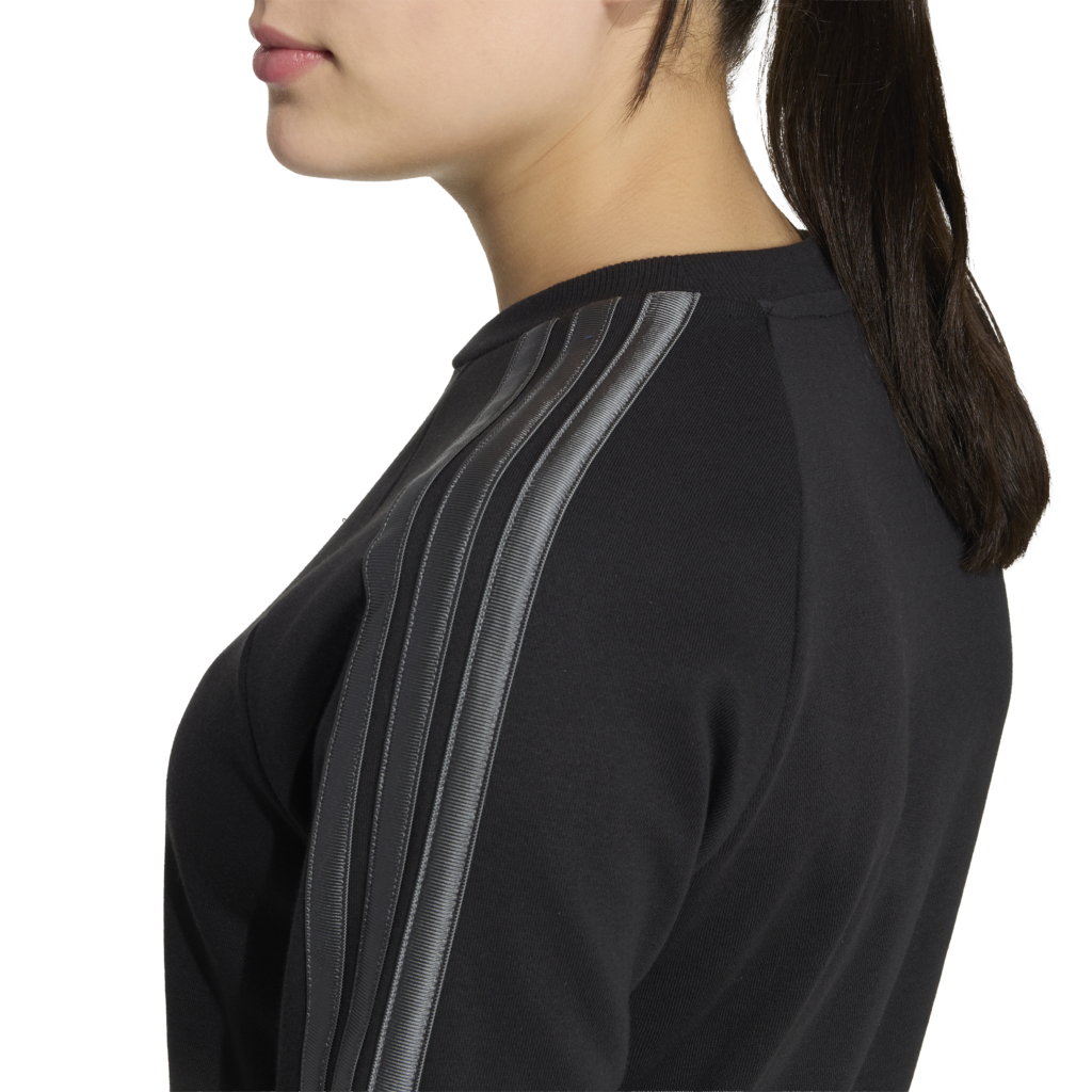 Adidas Satin Sweatshirt KQ7043 zwarte meidensweater met glimmende satijnen details en 3-stripes