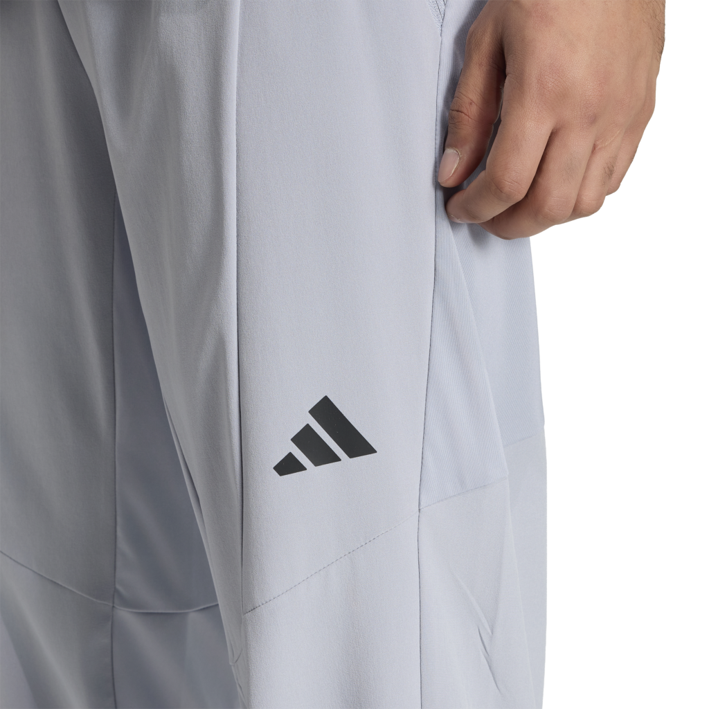 Adidas D4T Hybrid Pant KS6396 technische en elastische heren trainingsbroek met ritszakken