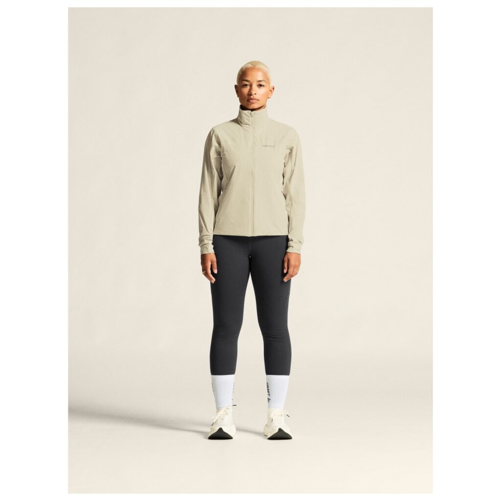 Craft Adv Essence Warm Jkt 2 W dames hardloopjack winddicht en gewatteerd voor koud weer