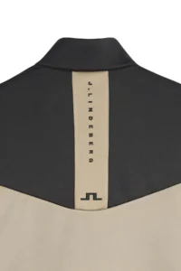 J.Lindeberg Maclean Quarter Zip Mid Layer GMJS17071-U144 JL Brindle taupe-grijze technische golftrui met korte rits en logo