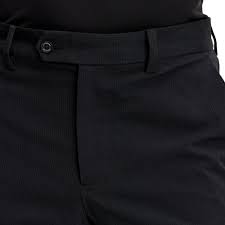 J.Lindeberg Vent Shorts GMPA14599-9999 JL Black zwarte technische golfshorts met zakken en subtiel logo
