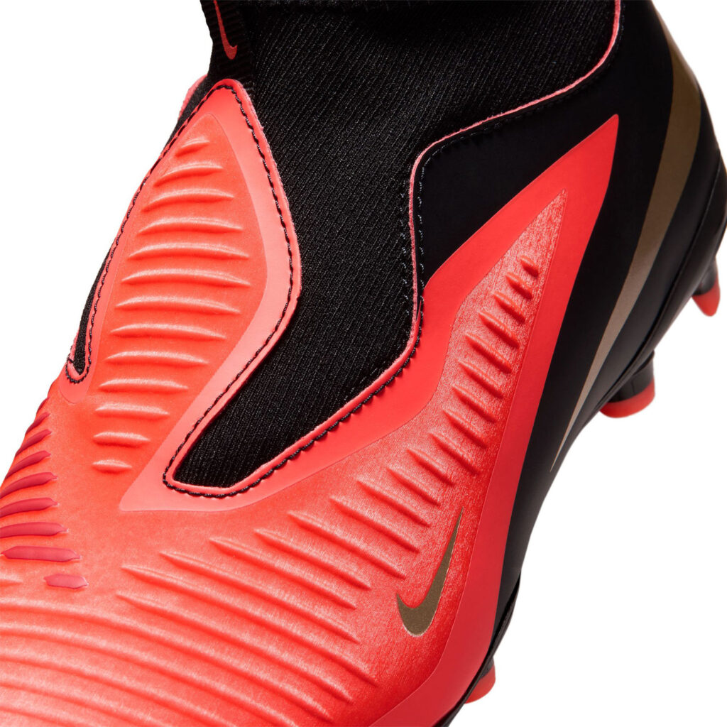 Nike JR Phantom 6 High Academy FG/MG junior voetbalschoenen met sokje voor natuur- en kunstgras