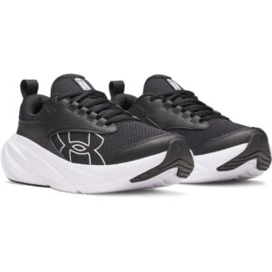 Under Armour BGS Surge 5 6010433-001 lichte zwarte kindersportschoen met vetersluiting en ademend mesh