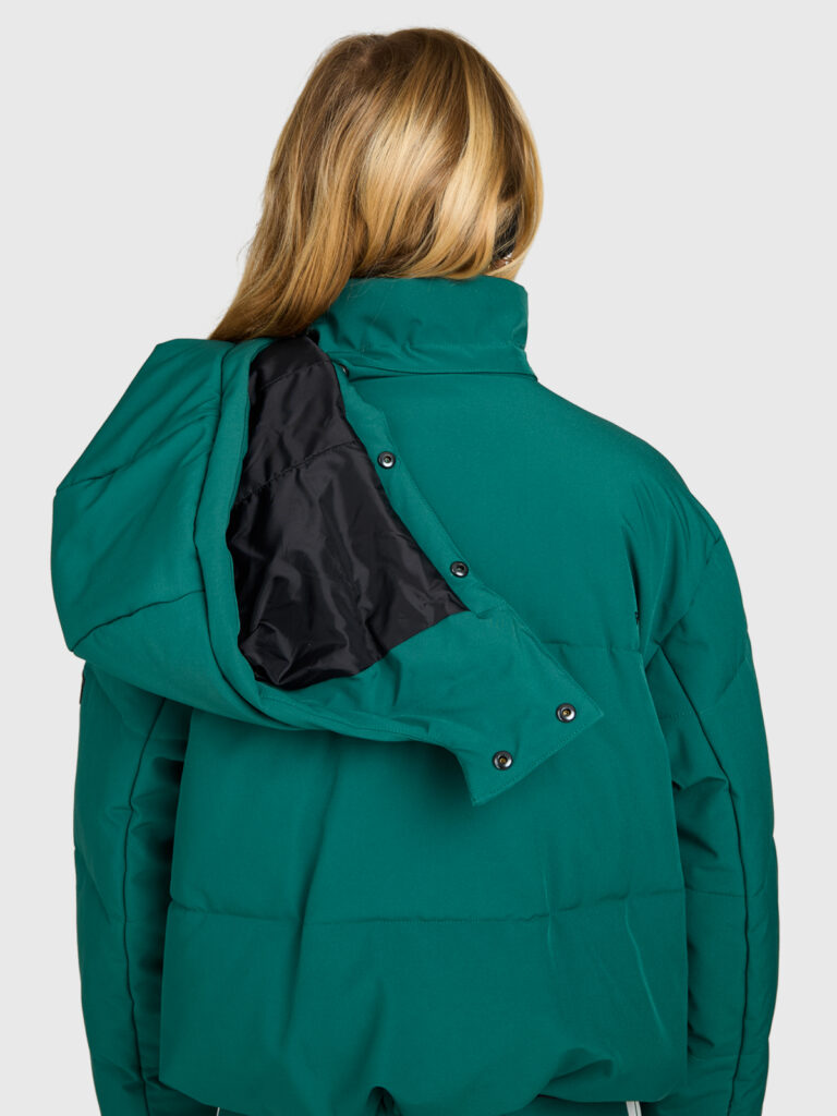 Brunotti Fiasky Girls Snow Jacket 2524200417-6991 warme en waterdichte skijas voor meisjes